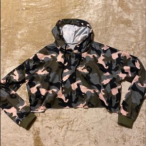 Cropped long sleeve